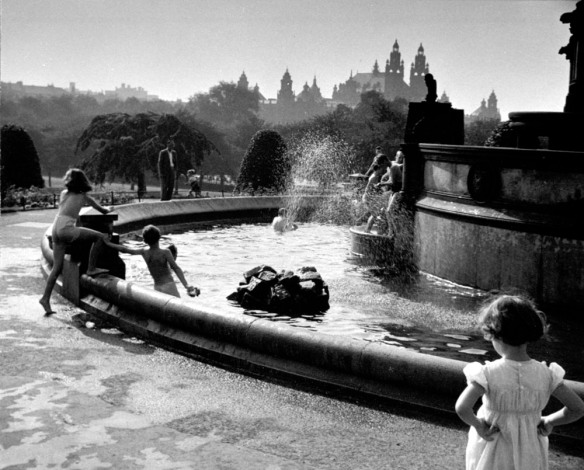 Children playing in the Stewart Memorial Fountain on a hot day in 1955